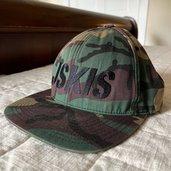 JSKIS HAT - Picture 2 of 2